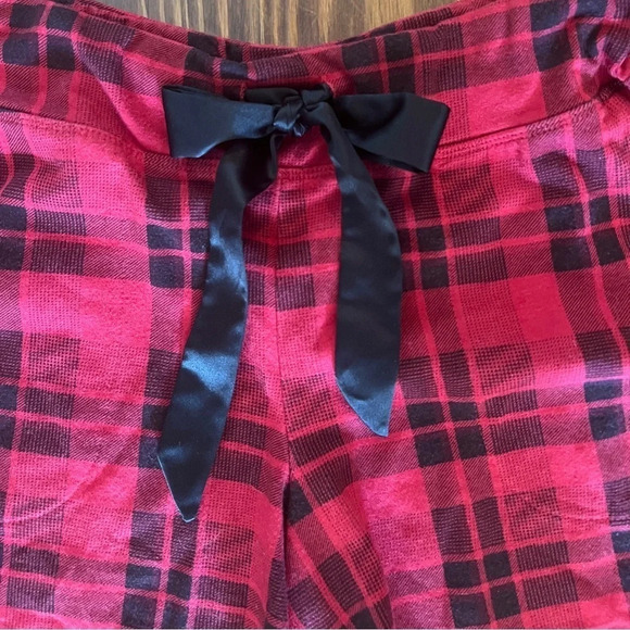 SOMA Embraceable Pajama Shorts Red/Black Plaid Peace and Joy - Picture 3 of 4